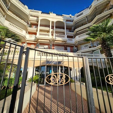 Exclusive Panoramic Sea View In Victoria Beach Ментона Экстерьер фото