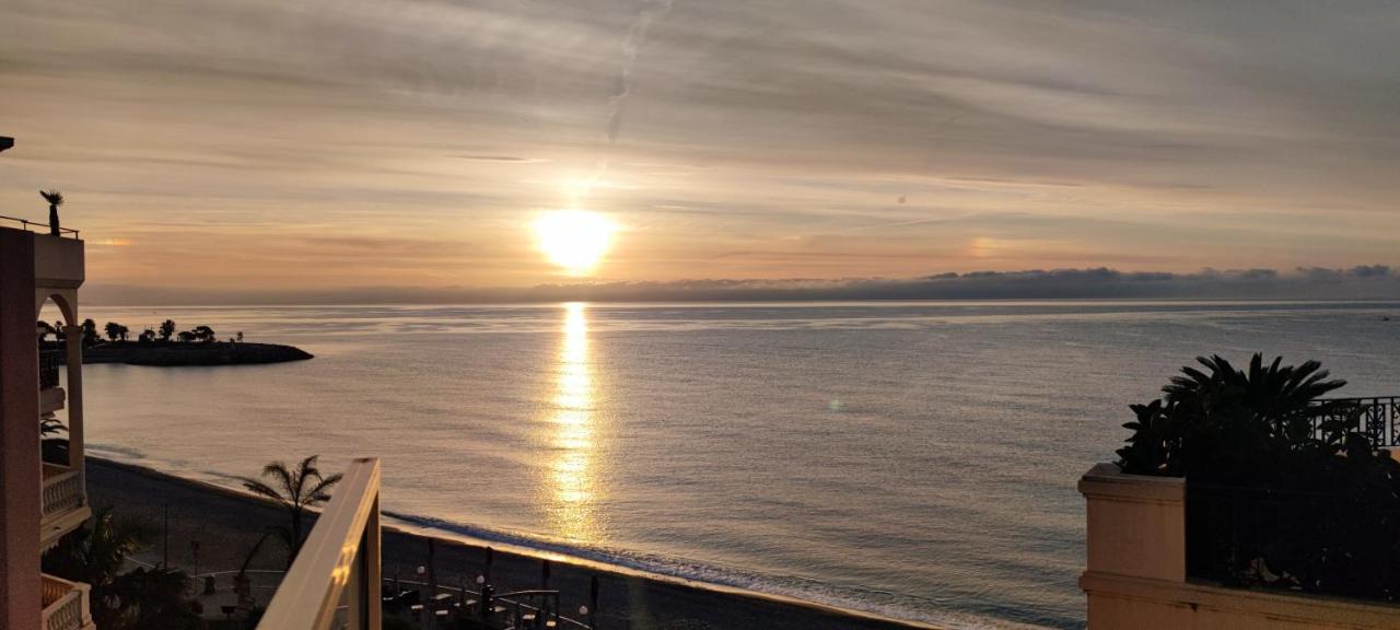 Exclusive Panoramic Sea View In Victoria Beach Ментона Экстерьер фото